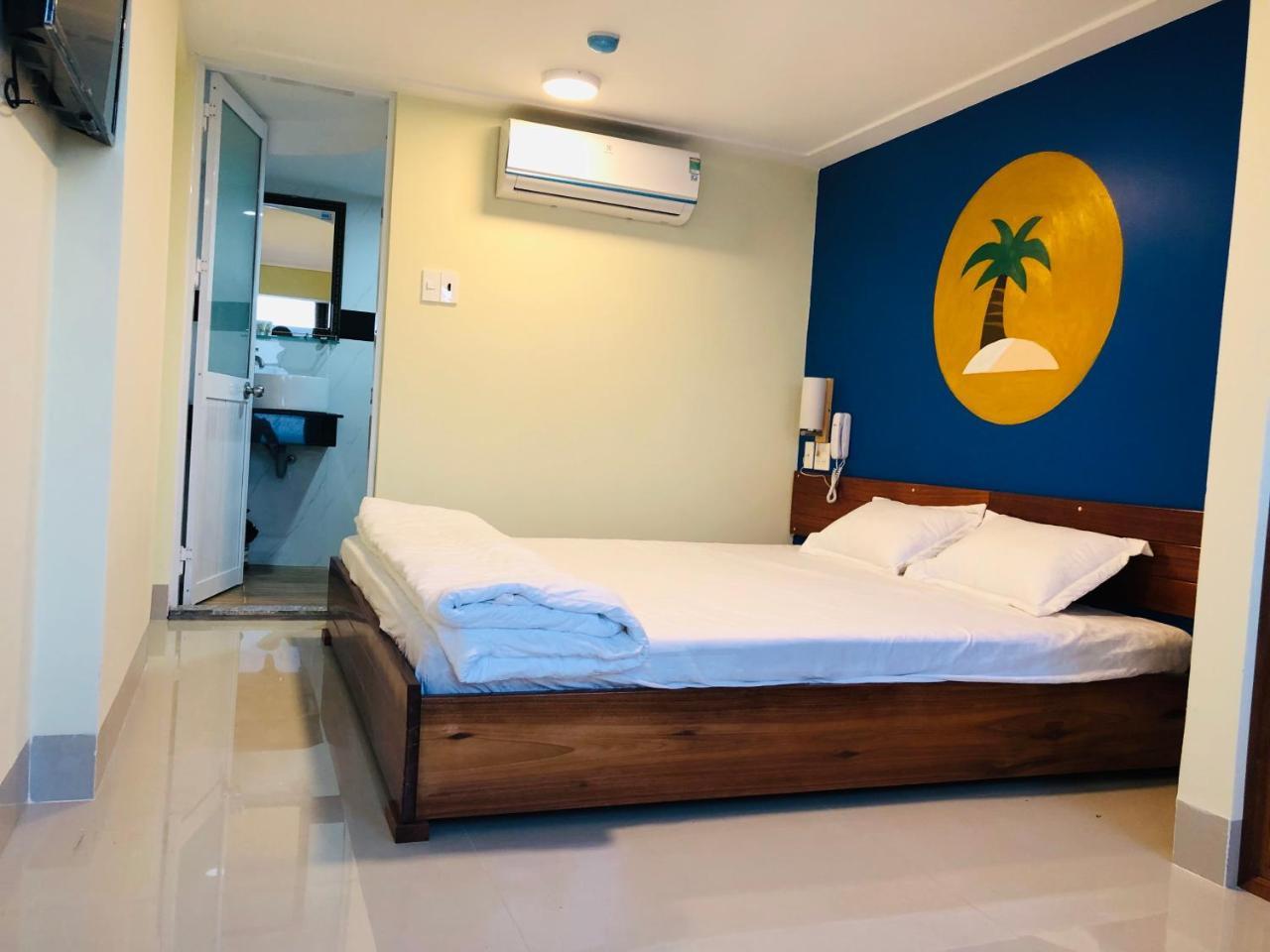 Ngoc Huong Hostel & Apartments クイニョン エクステリア 写真
