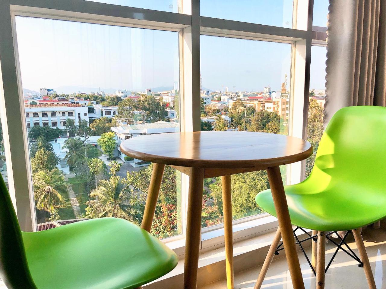 Ngoc Huong Hostel & Apartments クイニョン エクステリア 写真