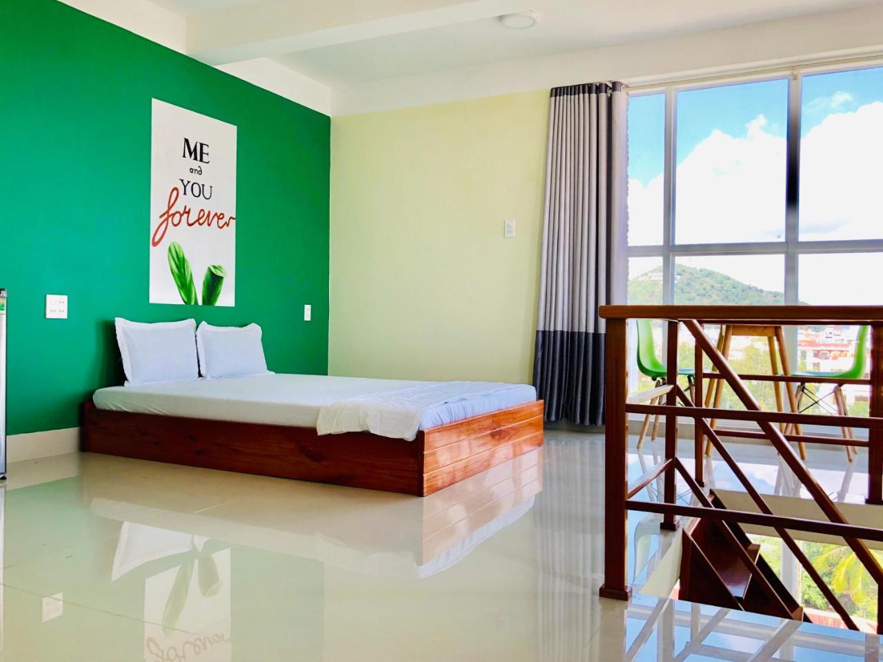 Ngoc Huong Hostel & Apartments クイニョン エクステリア 写真