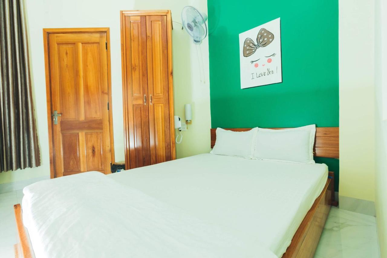 Ngoc Huong Hostel & Apartments クイニョン エクステリア 写真