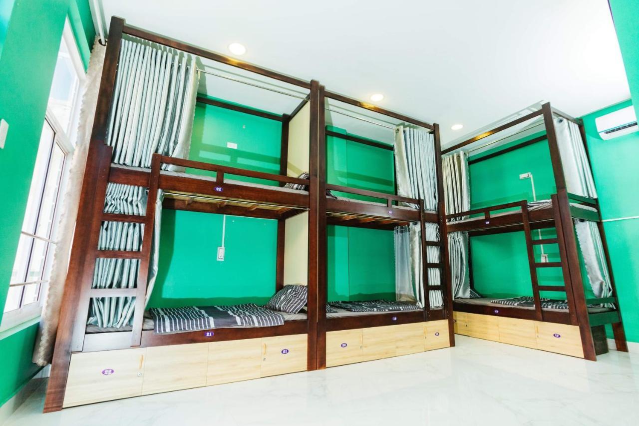 Ngoc Huong Hostel & Apartments クイニョン エクステリア 写真