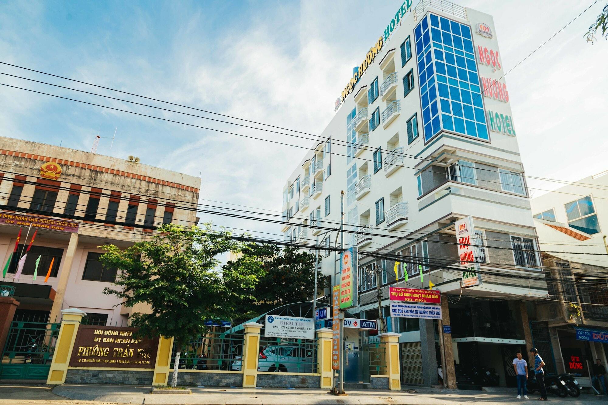 Ngoc Huong Hostel & Apartments クイニョン エクステリア 写真